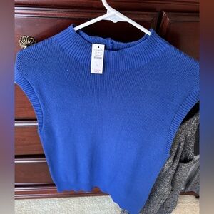 Talbots Women's Blue sleeveless Sweater